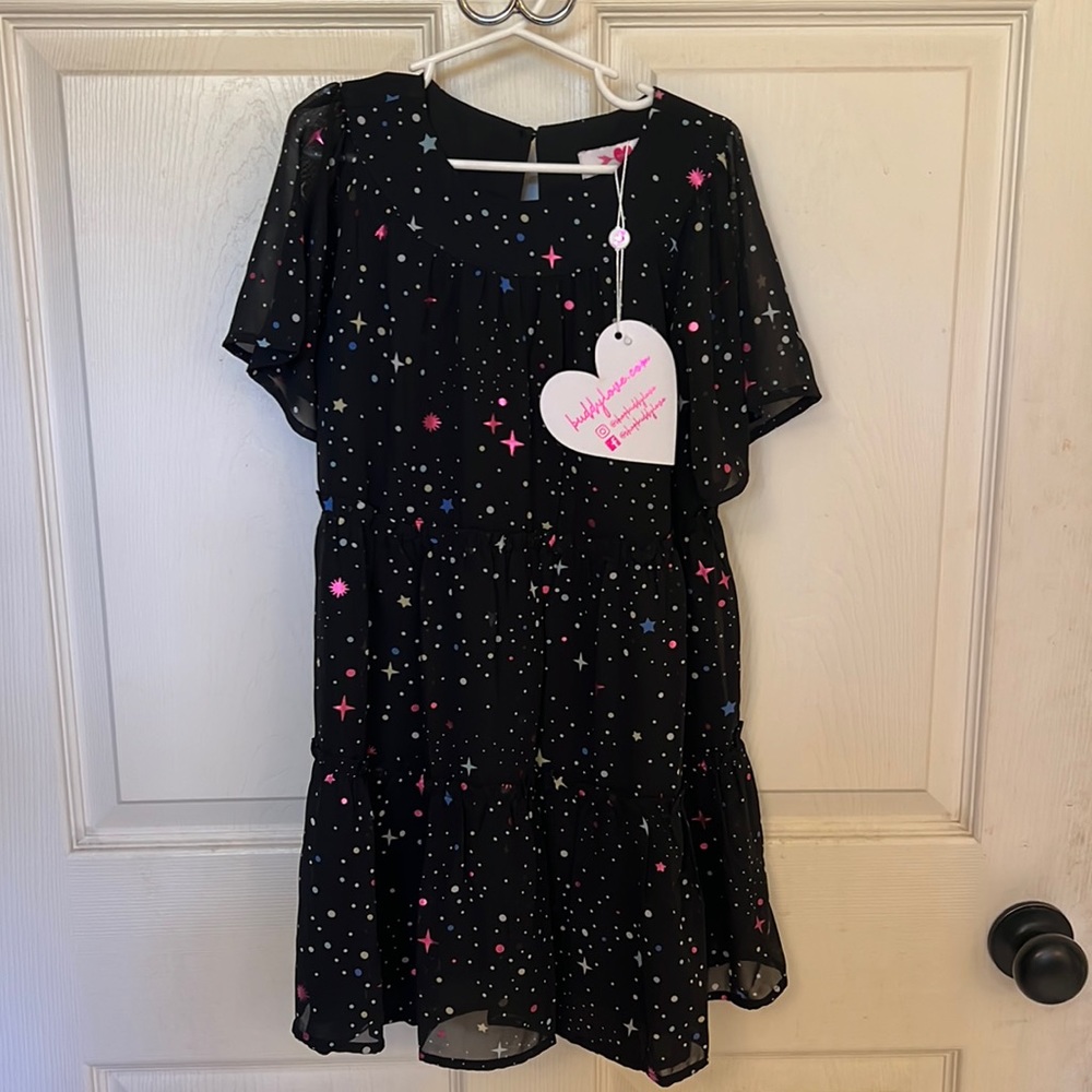 Stunning buddy love dress NWT size 7 from pet and smoke free home